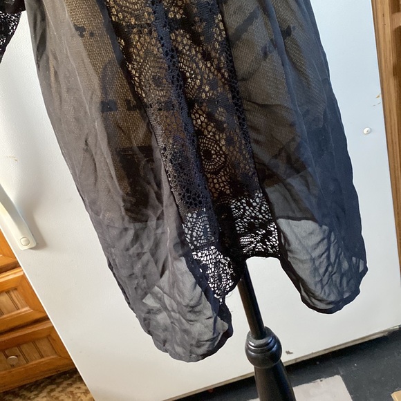 XHILARATION lightweight swimsuit coverup size woman’s medium - Picture 5 of 11